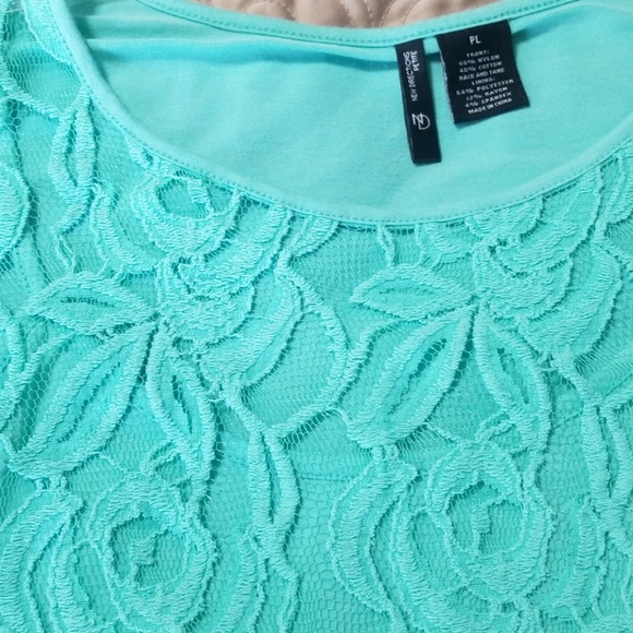 New Directions Petite Blouse - Picture 3 of 5